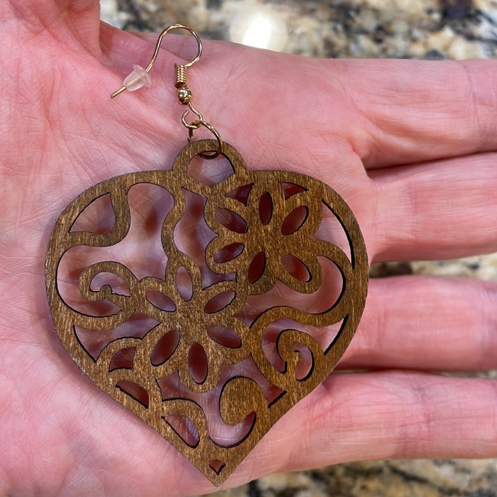 Wooden Heart Earrings - Picture 2 of 4